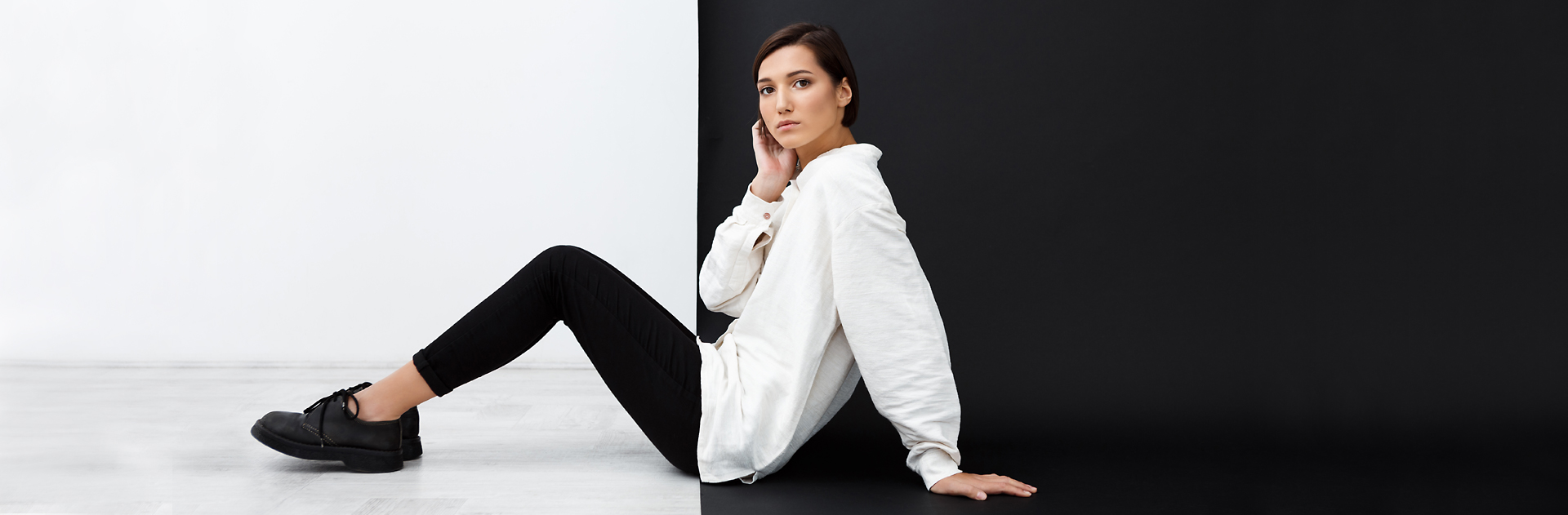 Blank header clothes